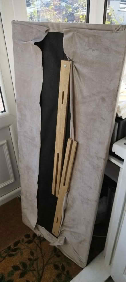 Photo of free Headboards (Morden SM4) #3