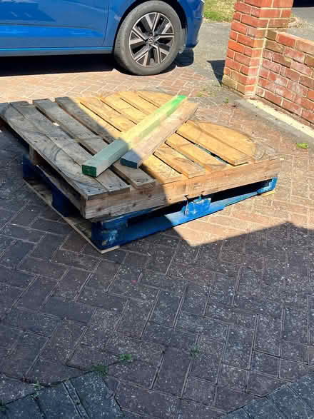Photo of free Wooden pallet, unpainted, heat treated, (CO15) #1