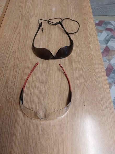 Photo of free 2 pair of safety glasses (EN8) #2