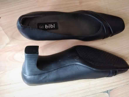 Photo of free Size 6 shoes. (Deepdale PR1) #1