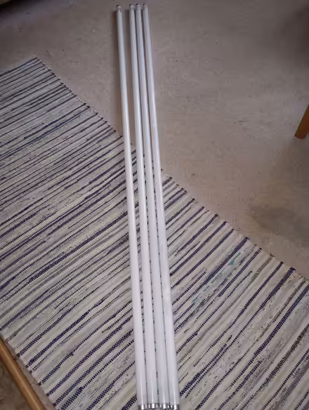 Photo of free Used 6'Flourescent tubes (Yateley GU46) #1