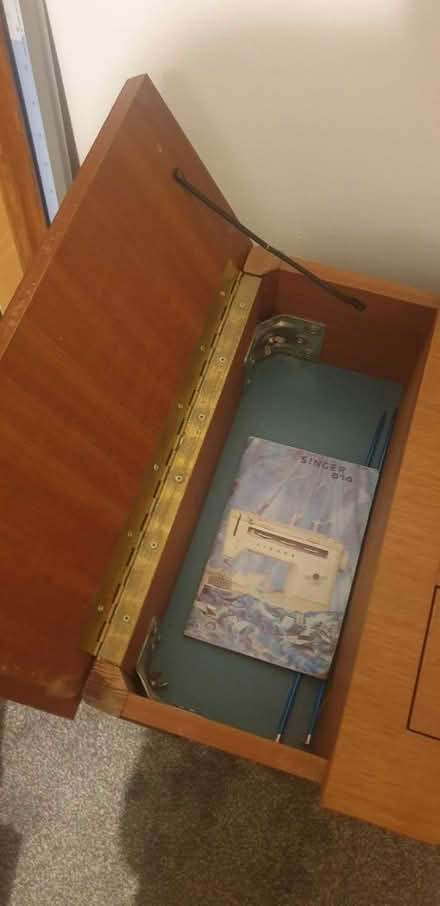 Photo of free Singer 514 (Upper arncott OX25) #3