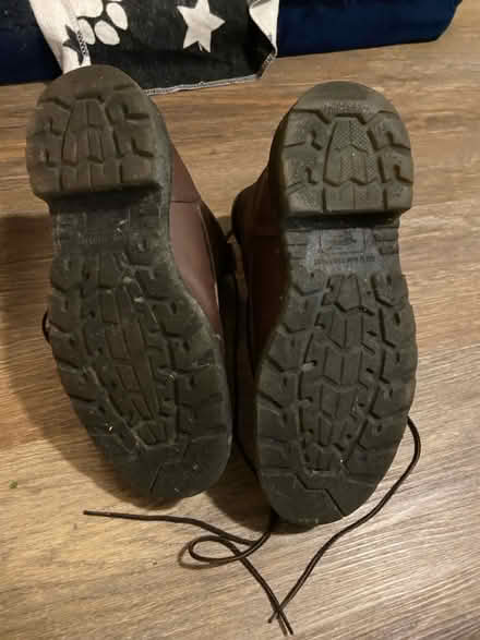 Photo of free Work boots, men’s 9 (Catonsville) #2