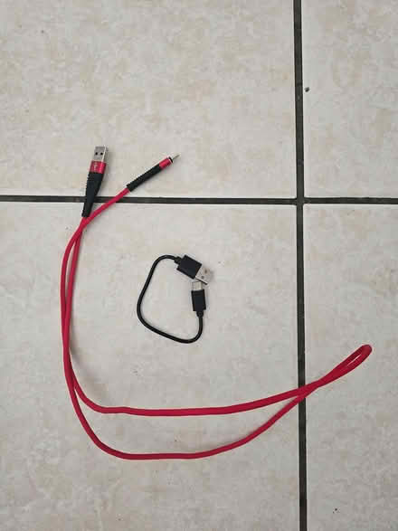Photo of free Usb c charging leads (IG6 3s) #1