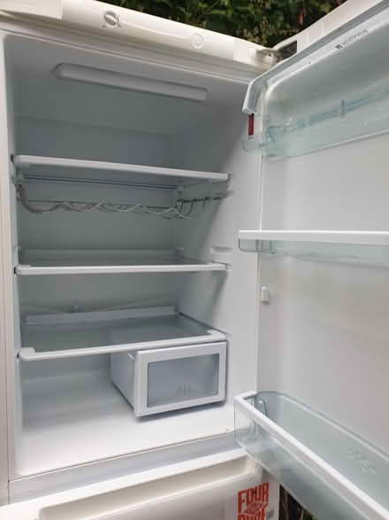 Photo of free Hotpoint Fridge-freezer (ME8) #2