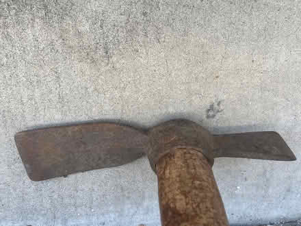 Photo of free Pickaxe/hoe (Bluebell Way Sunnyvale) #1