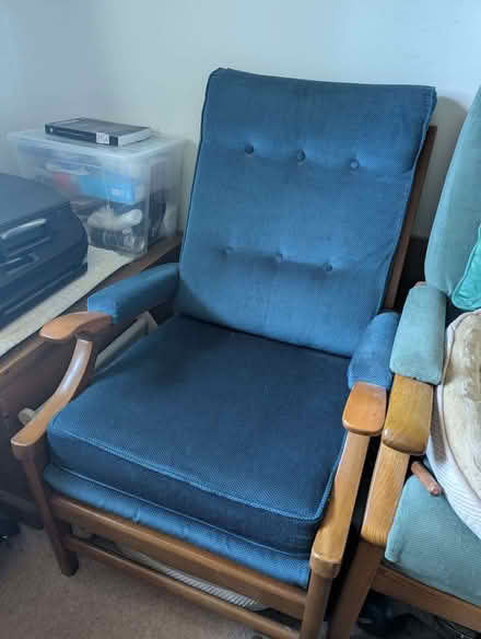 Photo of free Chair (Hook RG27) #2
