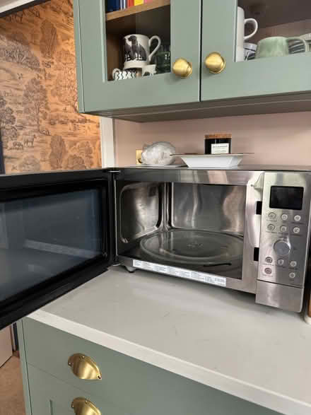 Photo of free Panasonic combo microwave oven (Fulham, SW6) #3