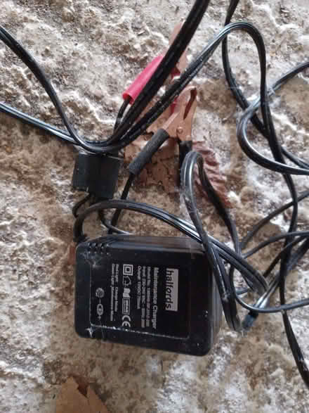 Photo of free Halfords maintenance charger with battery clips (Summertown OX2) #1