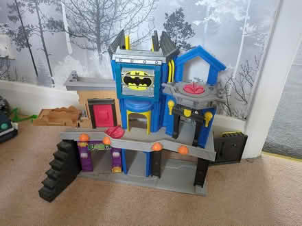 Photo of free Batman imaginext base (West Wickham BR4) #1