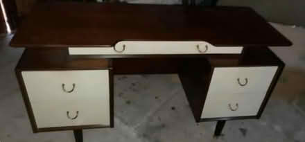 Photo of free Dressing table (Wigston LE18) #1