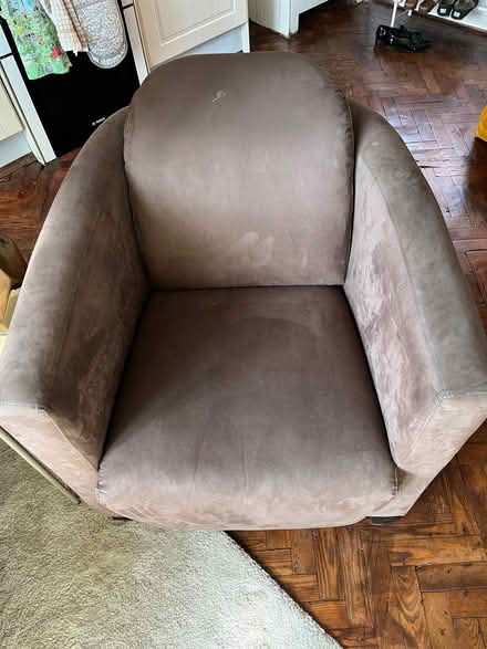 Photo of free Grey tub chair / armchair (GU9) #2