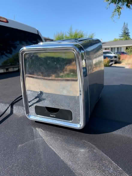 Photo of free Toaster (Woodside near Town) #1