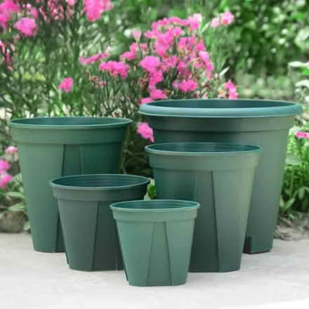 Photo of Large plastic plant pots (Coventry CV6) #1