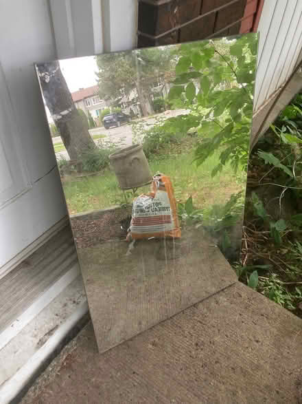 Photo of free Mirror (Nepean) #1