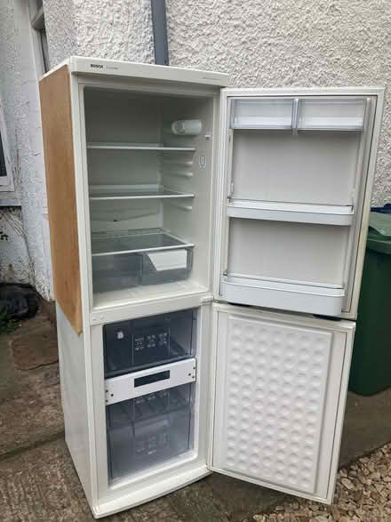 Photo of free Bosch Classixx Fridge Freezer (Florence Park OX4) #2