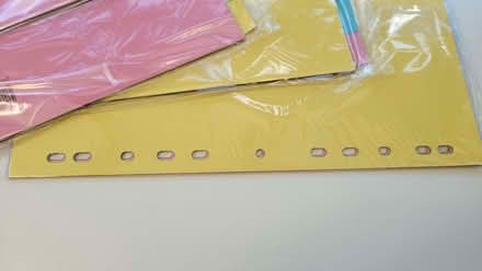 Photo of free File dividers, four packs of 10 multi coloured (Highworth SN6) #3