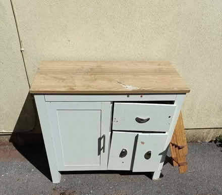 Photo of free Small drawer/cupboard unit (Crediton EX17) #1
