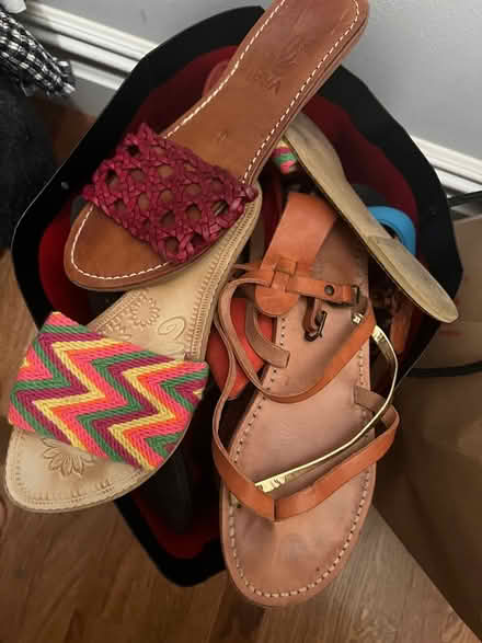 Photo of free sandals/boots sz 9 (Soho) #1