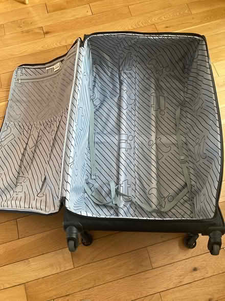 Photo of free 4 wheel large suitcase (Edinburgh EH5) #1