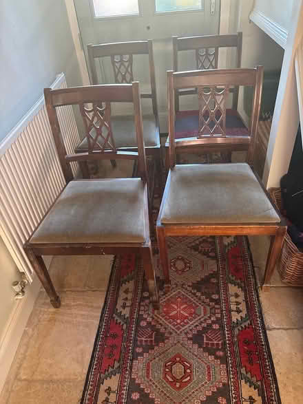 Photo of free 4dining chairs (Farnham Common SL2) #1