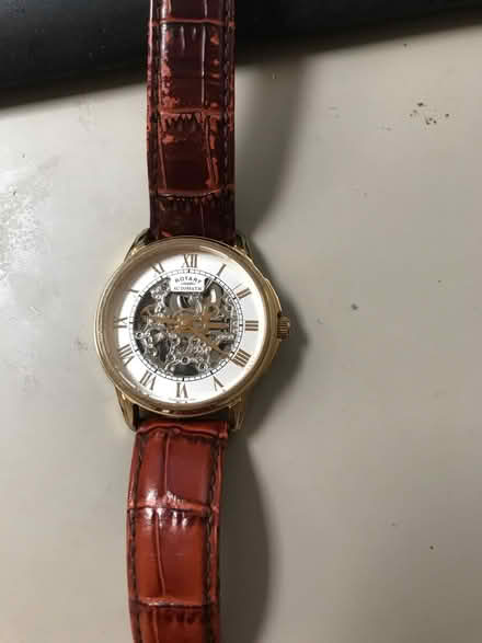 Photo of free Rotary watch - no batteries require (CB25 9ae) #1