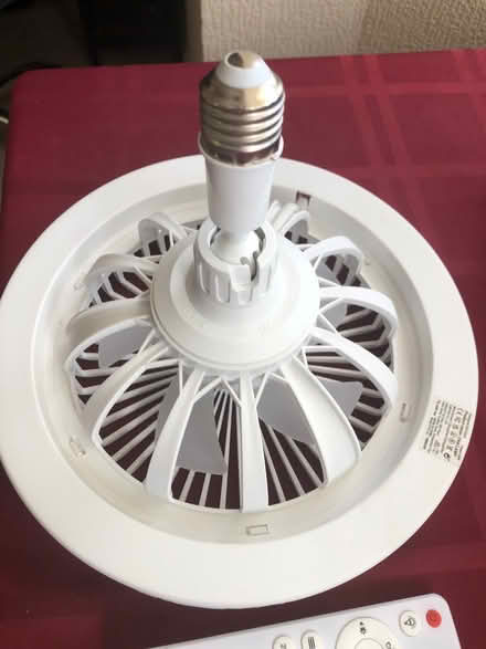 Photo of free Ceiling fan/light (B30) #2