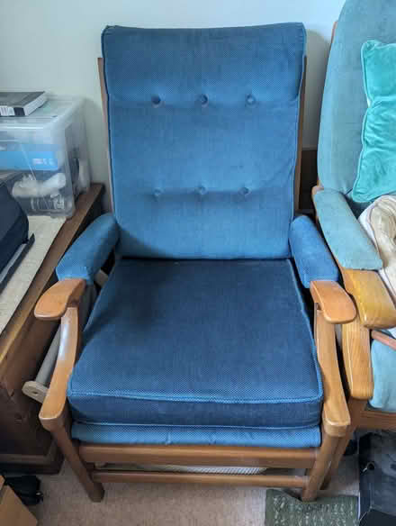 Photo of free Chair (Hook RG27) #1