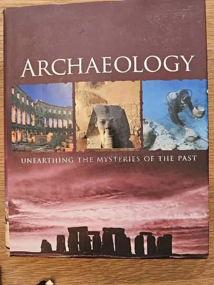 Photo of free Archaeological book (Woodley RG5) #1
