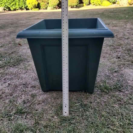 Photo of free Garden Pot (Chineham RG24) #1