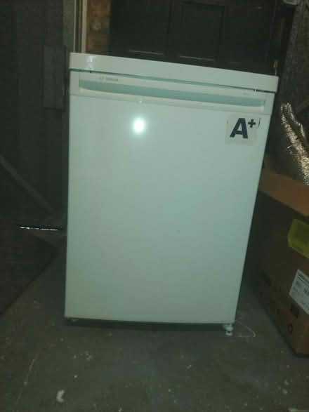 Photo of free under worktop fridge (Lightwater GU18) #1
