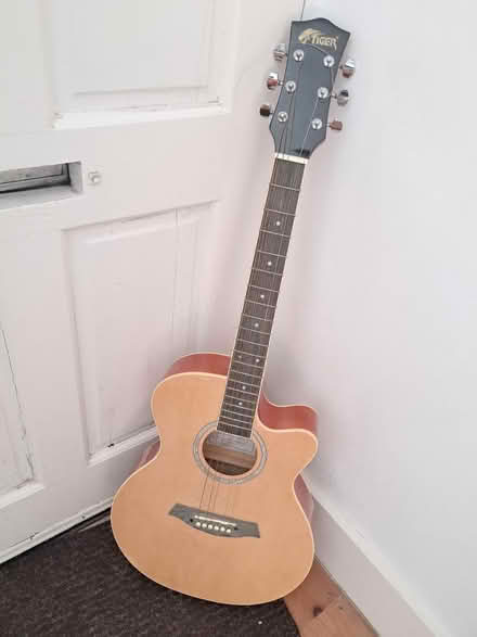Photo of free Guitar (West Hill TN34) #1
