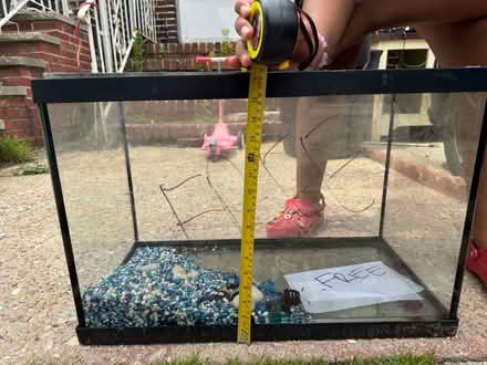 Photo of free Fish Tank (South Ozone Park) #3