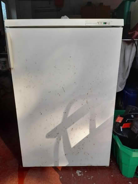 Photo of free Rhewgell/Freezer (Bangor LL57) #1