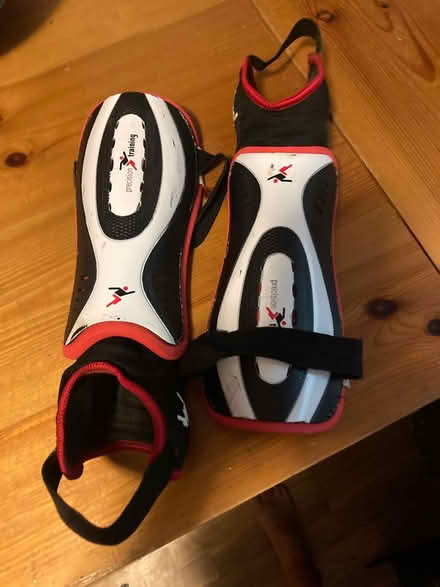 Photo of free Netball & shin pads (Harrietsham ME17) #2