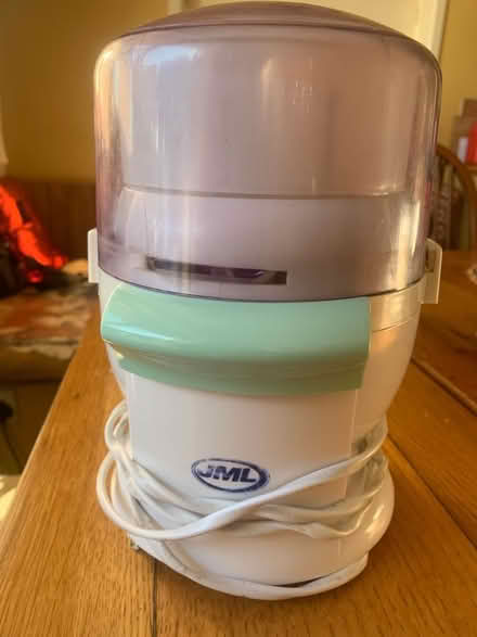 Photo of free Small food processor good for veg, nuts & seeds (Bowbridge GL5) #1