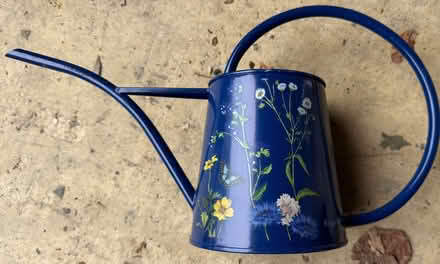 Photo of free Floral watering can (Beaconsfield HP9) #1