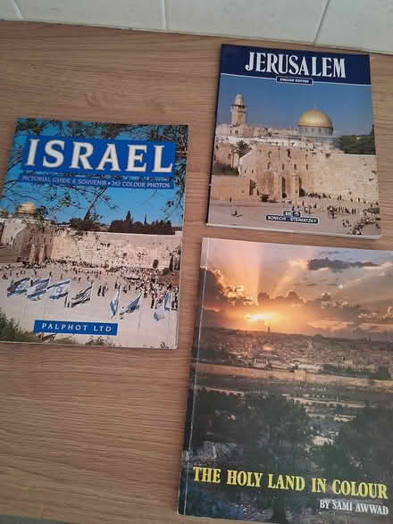 Photo of free Worldwide travel books (Portchester PO16) #4