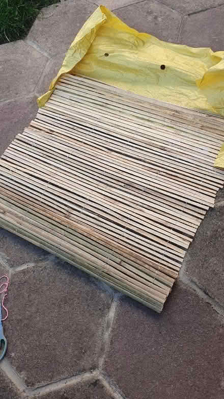 Photo of free Bamboo slat fence (Hoobrook DY10) #3