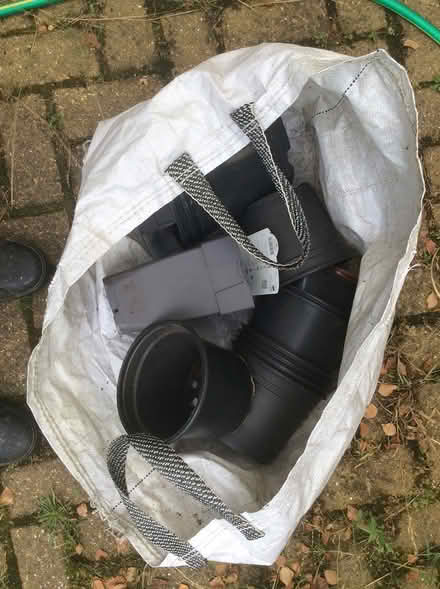 Photo of free Flower Pots (Wivenhoe co7 9sd) #4