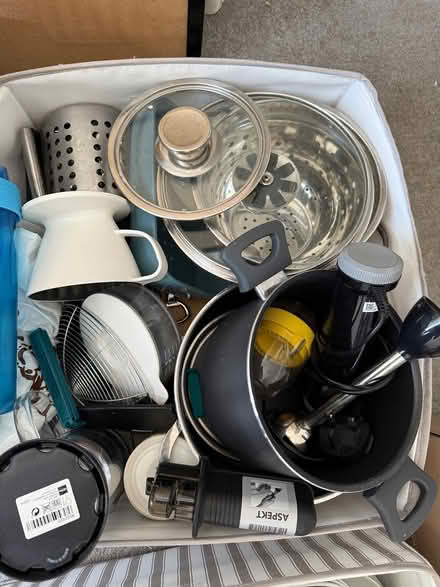 Photo of free Kitchenware in great condition (York Way N7) #1