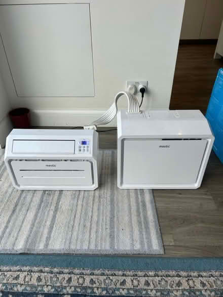 Photo of free Air conditioning unit (Chislehurst, BR7) #1