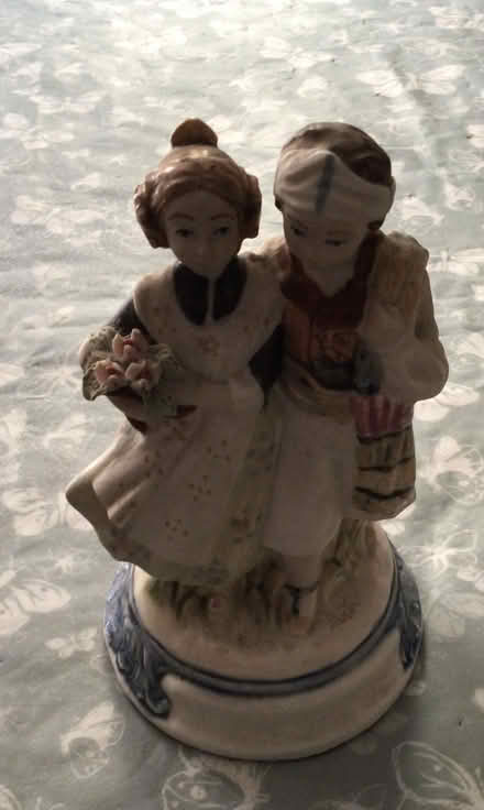 Photo of free Porcelain Figurine (Twerton) #1