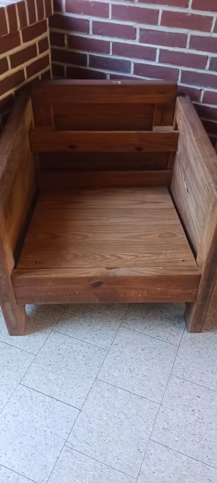 Photo of free This End Up style chair and lovesea (Sanatoga) #1
