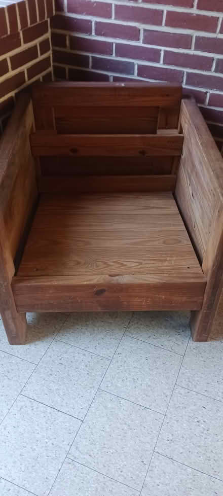 Photo of free This End Up style chair and lovesea (Sanatoga) #1