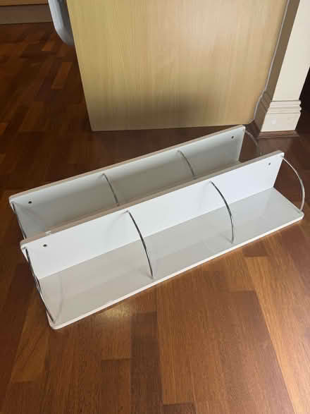 Photo of free DVD/CD/media wall shelf white (80 x 16 x 16 cm) x 2 (Saint Luke's EC1Y) #2