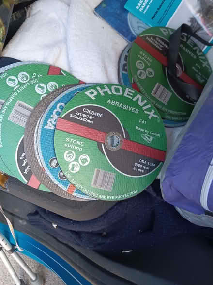 Photo of free Metal and Stone cutting discs (New Park HG1) #2