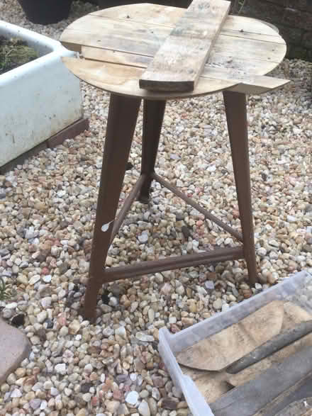 Photo of free metal factory stool (Torrance G64) #1