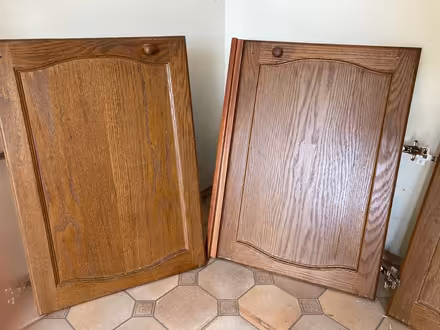Photo of free 5 kitchen cabinet doors (Poets MK40) #3