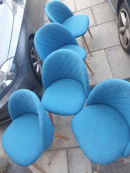 Photo of free Oak table and chairs (Hyde) #1
